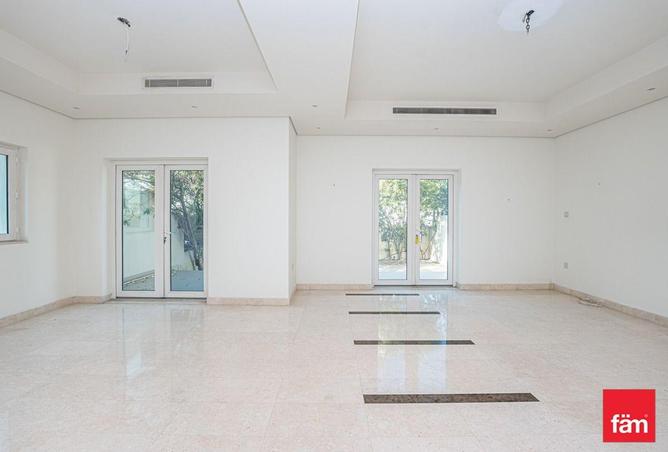 104687194 - Property Image 2