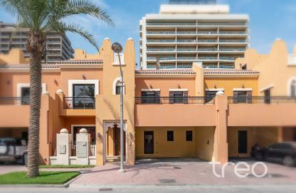 Villa - 4 Bedrooms - 5 Bathrooms for rent in Bloomingdale - Dubai Sports City - Dubai
