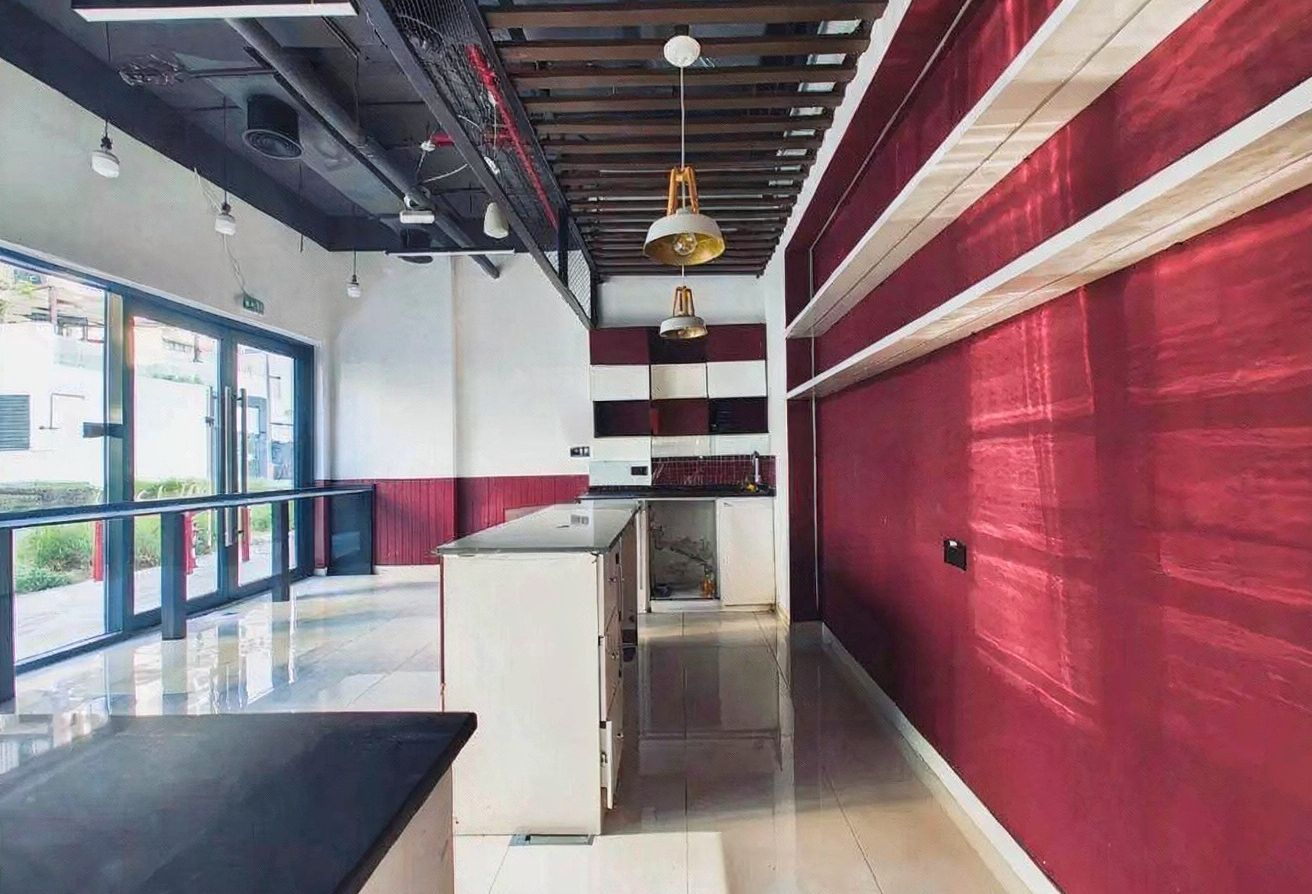 High-Visibility Retail Shop | Fully fitted |Vacant — Premium Real Estate Property in Dubai by Valorem