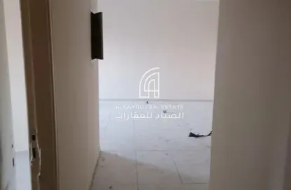 شقة - 2 غرف نوم - 2 حمامات للايجار في المجاز 2 - المجاز - الشارقة