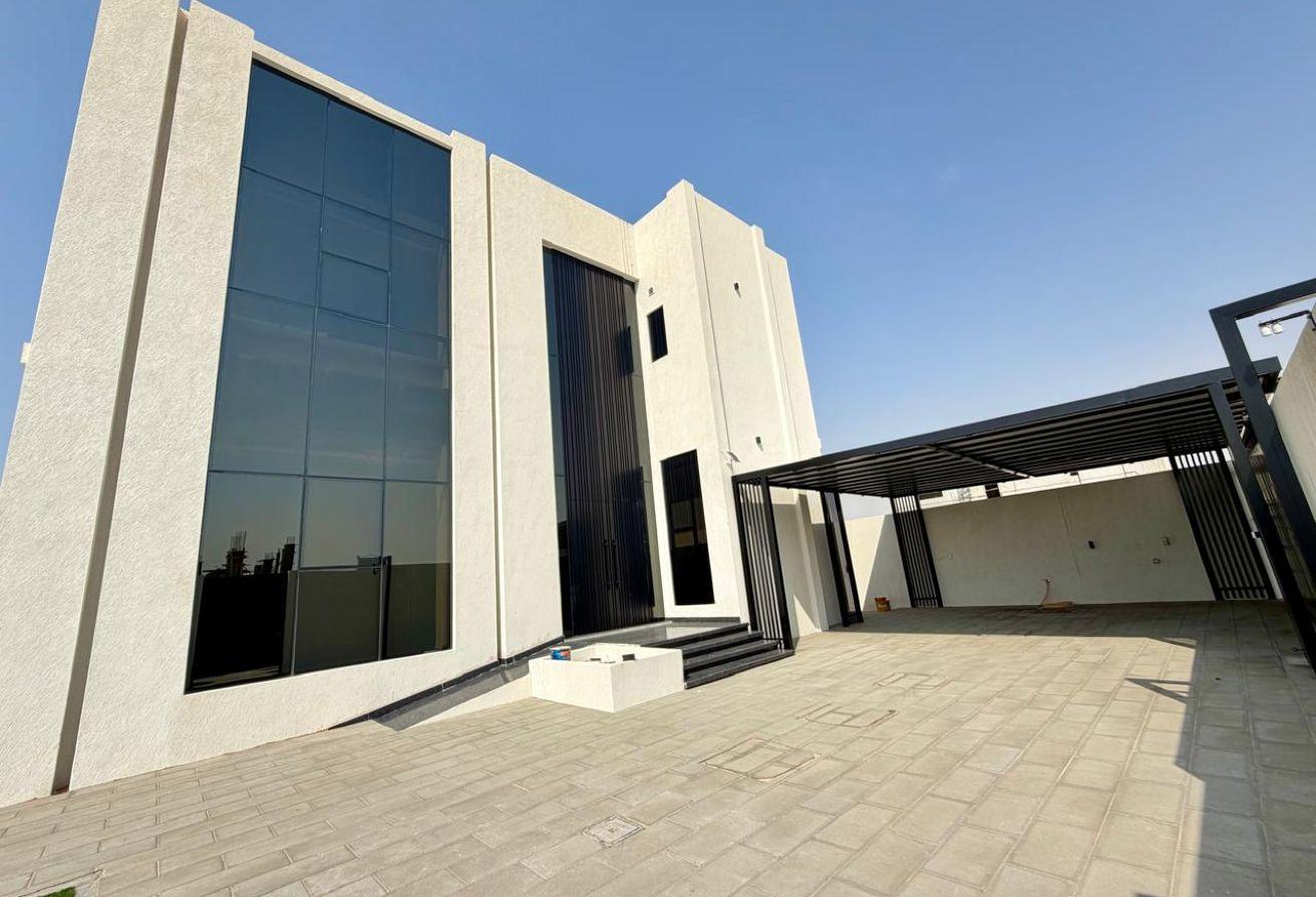 5 BR Villa with 8,113 Sqft and Landmark View photo 2