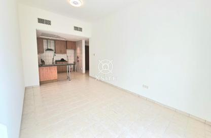 Apartment - 2 Bedrooms - 3 Bathrooms for rent in Building 129 - Contemporary Cluster - Discovery Gardens - Dubai