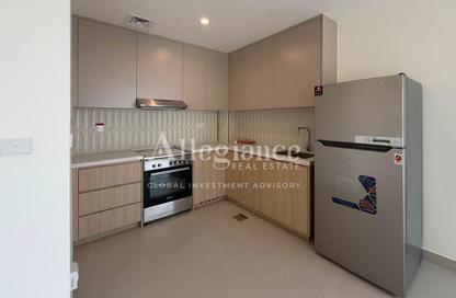 Apartment - 1 - 1 for sale in Weybridge Gardens 1 - Weybridge Gardens - Dubai Land Residence Complex - Dubai