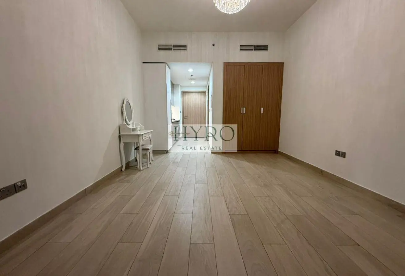 155510592 - Property Main Image