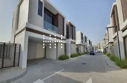 Villa - 4 Bedrooms - 5 Bathrooms for rent in Al Barsha 1 Villas - Al Barsha 1 - Al Barsha - Dubai Villa - 4 Bedrooms - 5 Bathrooms for rent in Al Barsha 1 Villas - Al Barsha 1 - Al Barsha - Dubai