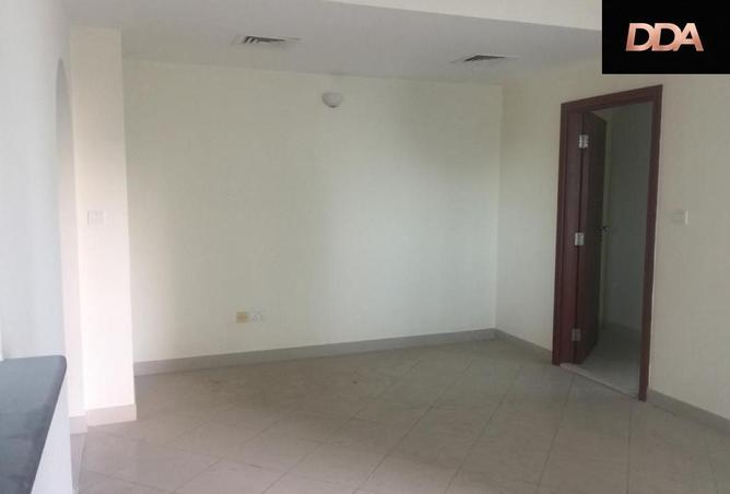 70268420 - Property Image 2