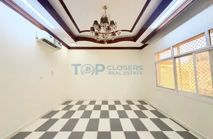 شقة - 3 غرف نوم - 3 حمامات للايجار في السروج - العين