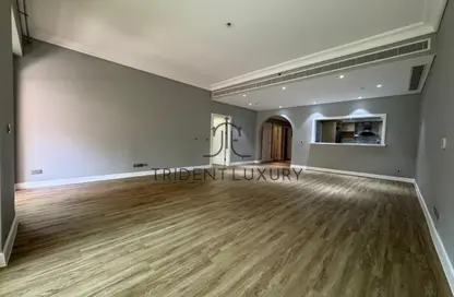 Apartment - 2 Bedrooms - 3 Bathrooms for rent in Al Hamri - Shoreline Apartments - Palm Jumeirah - Dubai