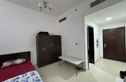 Apartment - Studio - 1 Bathroom for rent in Al Amira Village - Al Yasmeen - Ajman