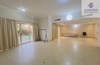Townhouse - 3 Bedrooms - 3 Bathrooms for rent in The Townhouses at Al Hamra Village - Al Hamra Village - Ras Al Khaimah
