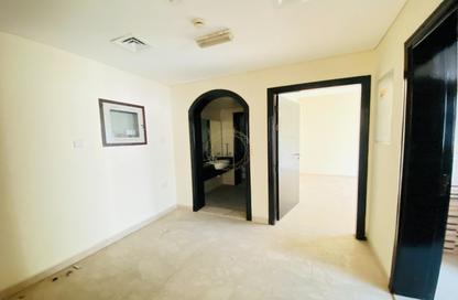 Apartment - 1 - 2 for rent in Al Ameriya - Al Jimi - Al Ain