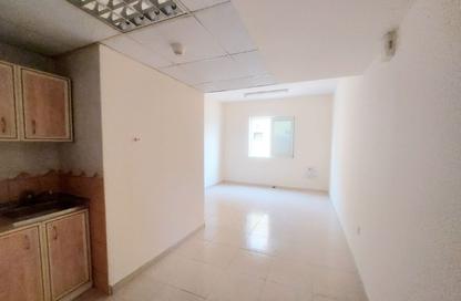 Apartment - Studio - 1 for rent in Al Butina B - Al Butina - Sharjah