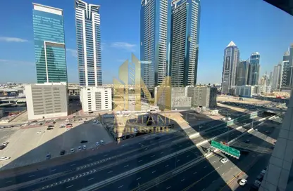 Office Space - Studio - 1 Bathroom for rent in The Regal Tower - Business Bay - Dubai