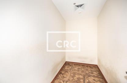 Retail - Studio - 1 for rent in Al Fattan Marine Tower - Al Fattan Marine Towers - Jumeirah Beach Residence - Dubai
