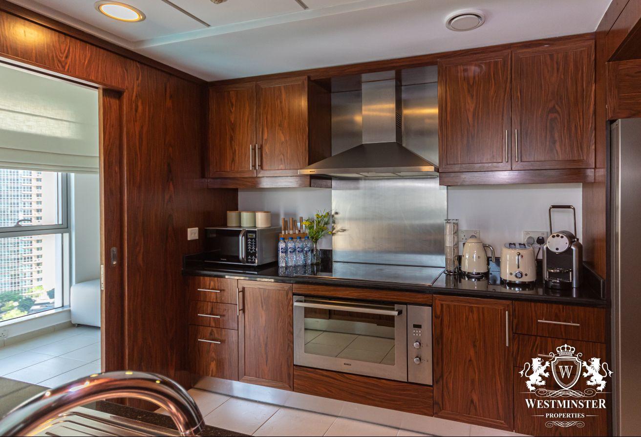High End Three BR Apt+ maid room| Burj Residences photo 4