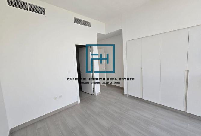 84082190 - Property Image 3