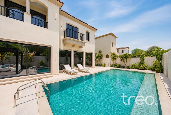 135608045 - Property Main Image