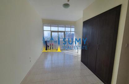 Apartment - 2 Bedrooms - 3 Bathrooms for rent in Royal Residence - Dubai Sports City - Dubai