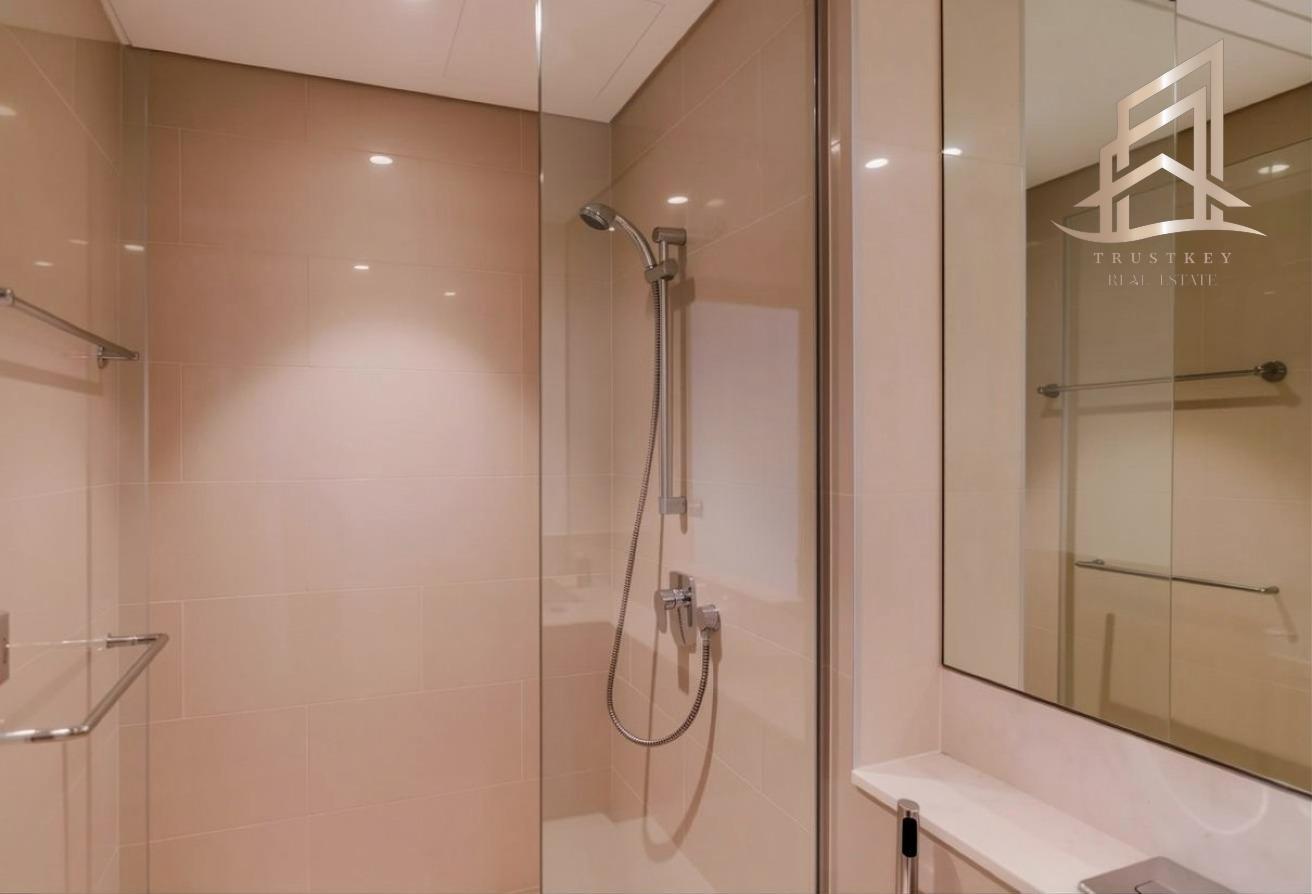 LARGEST IN OPERA DISTRICT | VASTU UNIT | BLVD VIEW photo 8