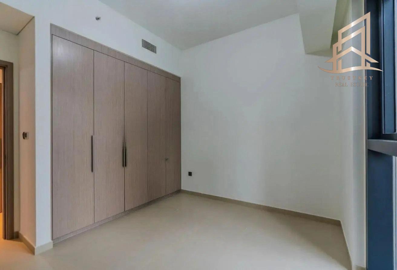 LARGEST IN OPERA DISTRICT | VASTU UNIT | BLVD VIEW photo 5