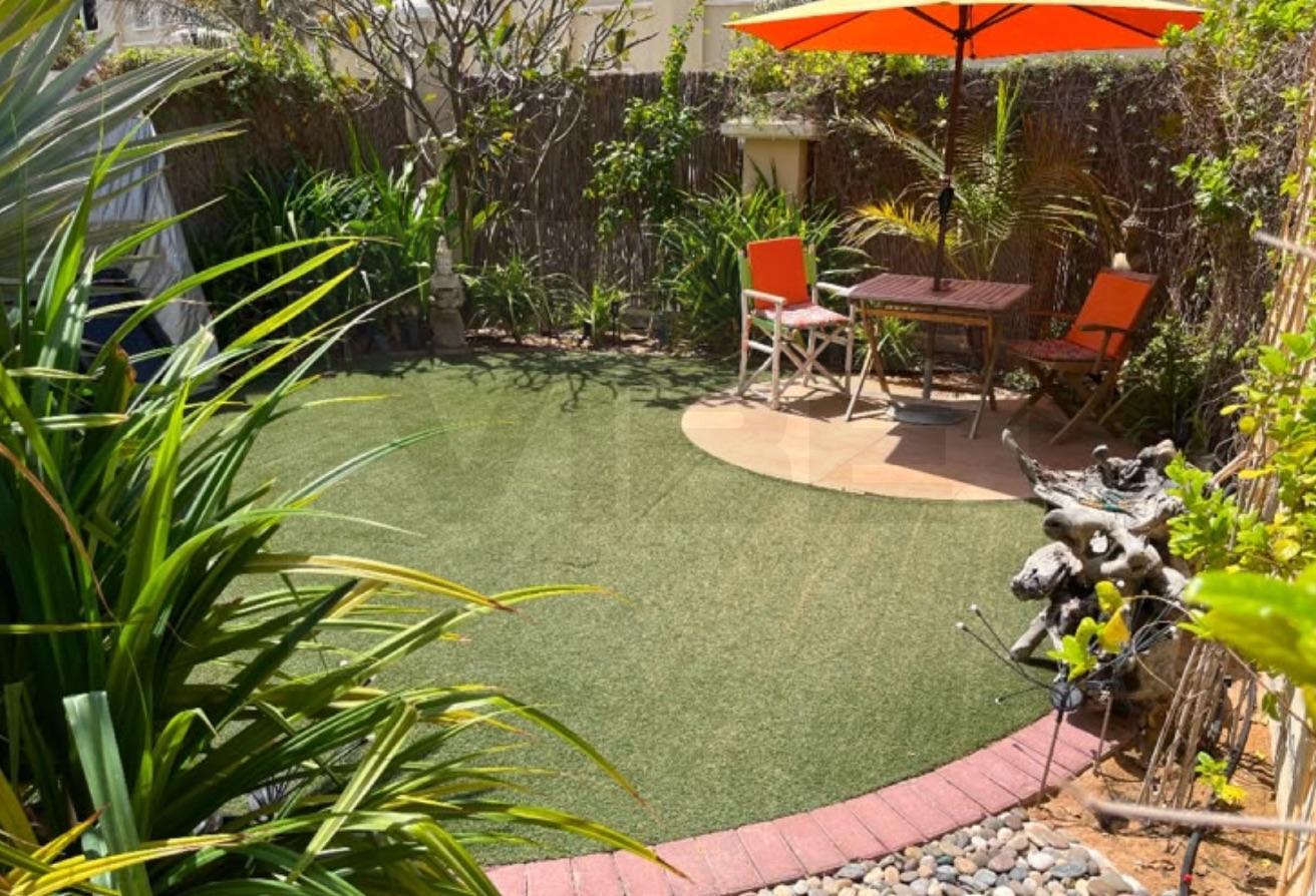 2 Bedroom Townhouse – Perfect Location