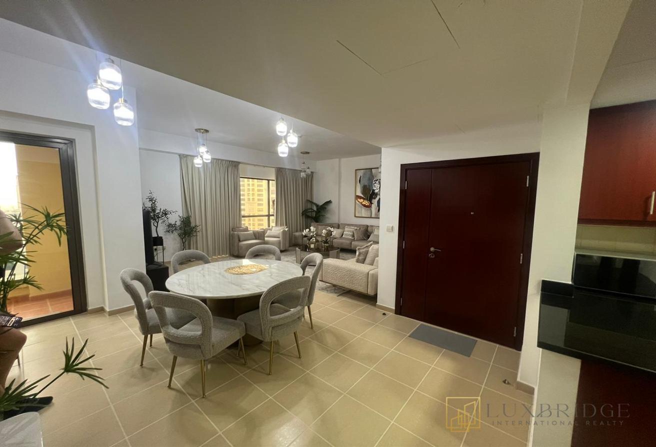 Furnished | High Floor | Vacant photo 5