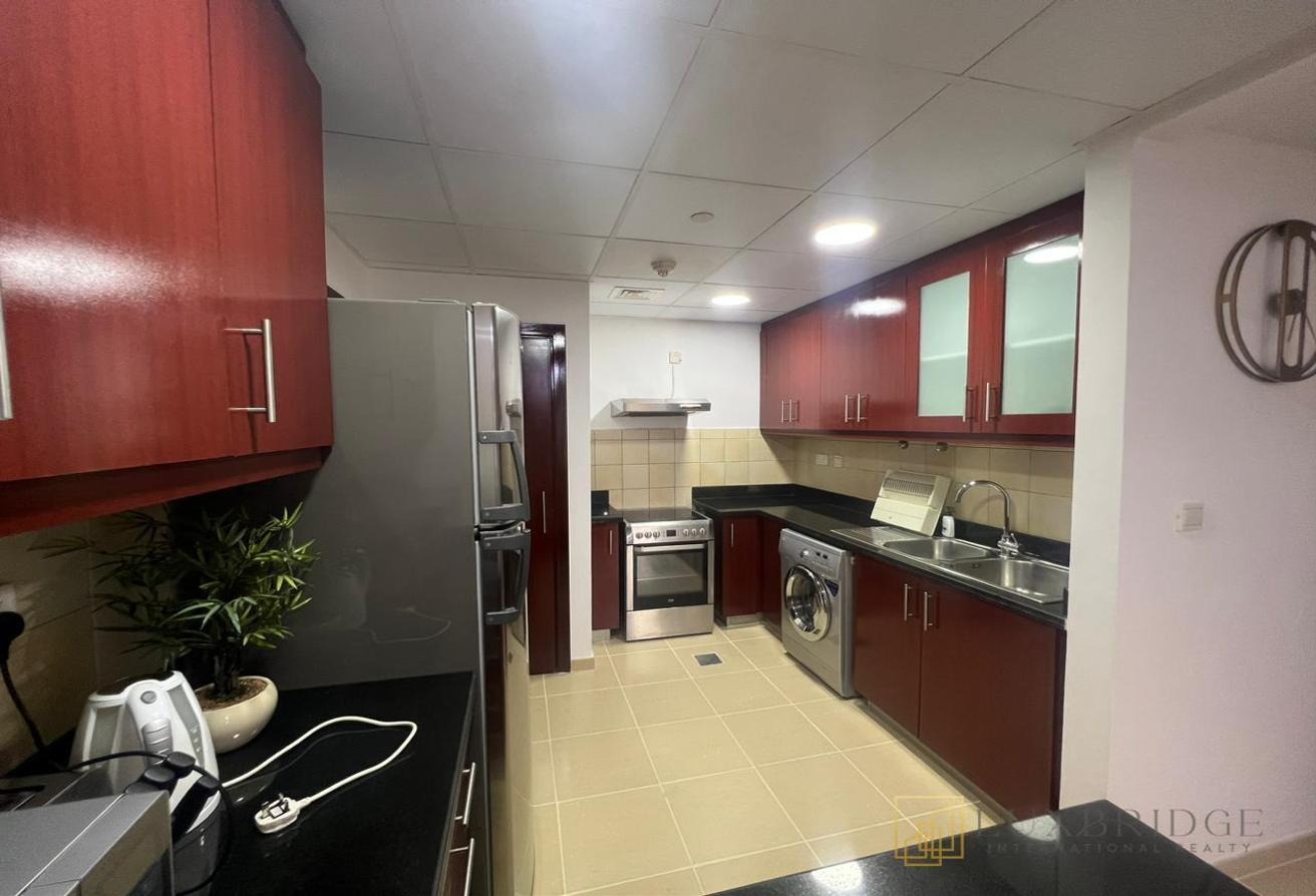 Furnished | High Floor | Vacant photo 6