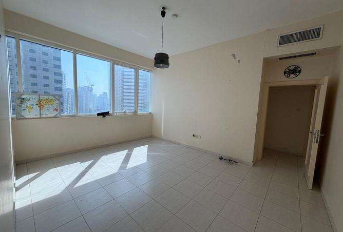 57384366 - Property Image 2