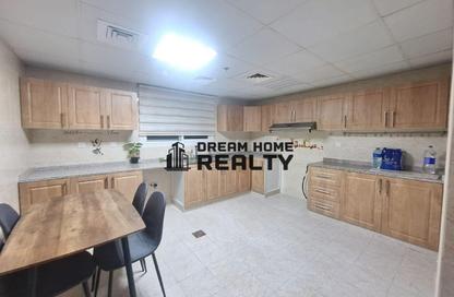 Apartment - 3 Bedrooms - 3 Bathrooms for rent in Dar Al Majaz - Jamal Abdul Nasser Street - Al Majaz - Sharjah Apartment - 3 Bedrooms - 3 Bathrooms for rent in Dar Al Majaz - Jamal Abdul Nasser Street - Al Majaz - Sharjah