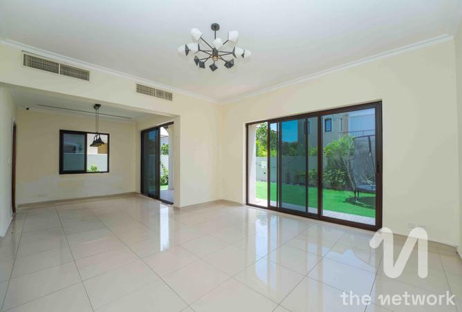 92702687 - Property Image 2