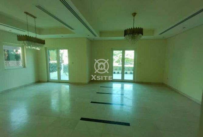 128817375 - Property Image 2