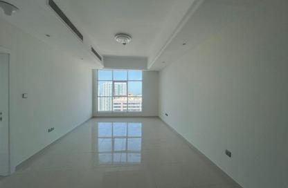 Apartment - 1 Bedroom - 2 Bathrooms for rent in Al Khan Corniche - Al Khan - Sharjah