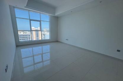Apartment - 1 Bedroom - 2 Bathrooms for rent in Al Khan Corniche - Al Khan - Sharjah