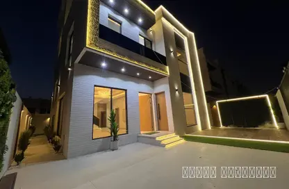 فيلا - 5 غرف نوم - 8 حمامات للبيع في الزاهية جاردنز - الزاهية - عجمان