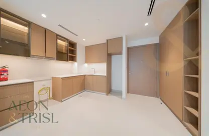 شقة - غرفة نوم - 1 حمام للايجار في سيدار في كريك بيتش مبنى 4 - سيدار - جريك بيتش - مرسى خور دبي - دبي