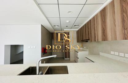 Apartment - 4 - 4 for rent in The Double - International City Phase 2 (Al Warsan 4) - Dubai Apartment - 4 - 4 for rent in The Double - International City Phase 2 (Al Warsan 4) - Dubai
