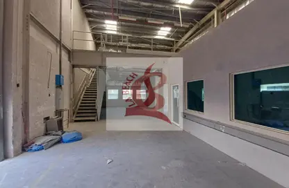Warehouse - Studio - 1 Bathroom for rent in Jebel Ali Industrial - Jebel Ali - Dubai