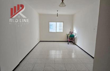 Apartment - Studio - 1 Bathroom for rent in Al Majaz Pearl - Al Majaz 2 - Al Majaz - Sharjah