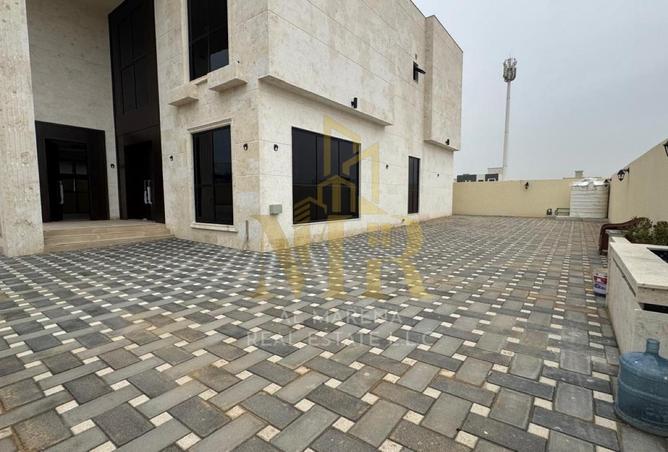 82786688 - Property Image 3