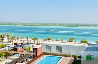 شقة - 3 غرف نوم - 4 حمامات للايجار في قرية الحد - جزيرة السعديات - أبوظبي