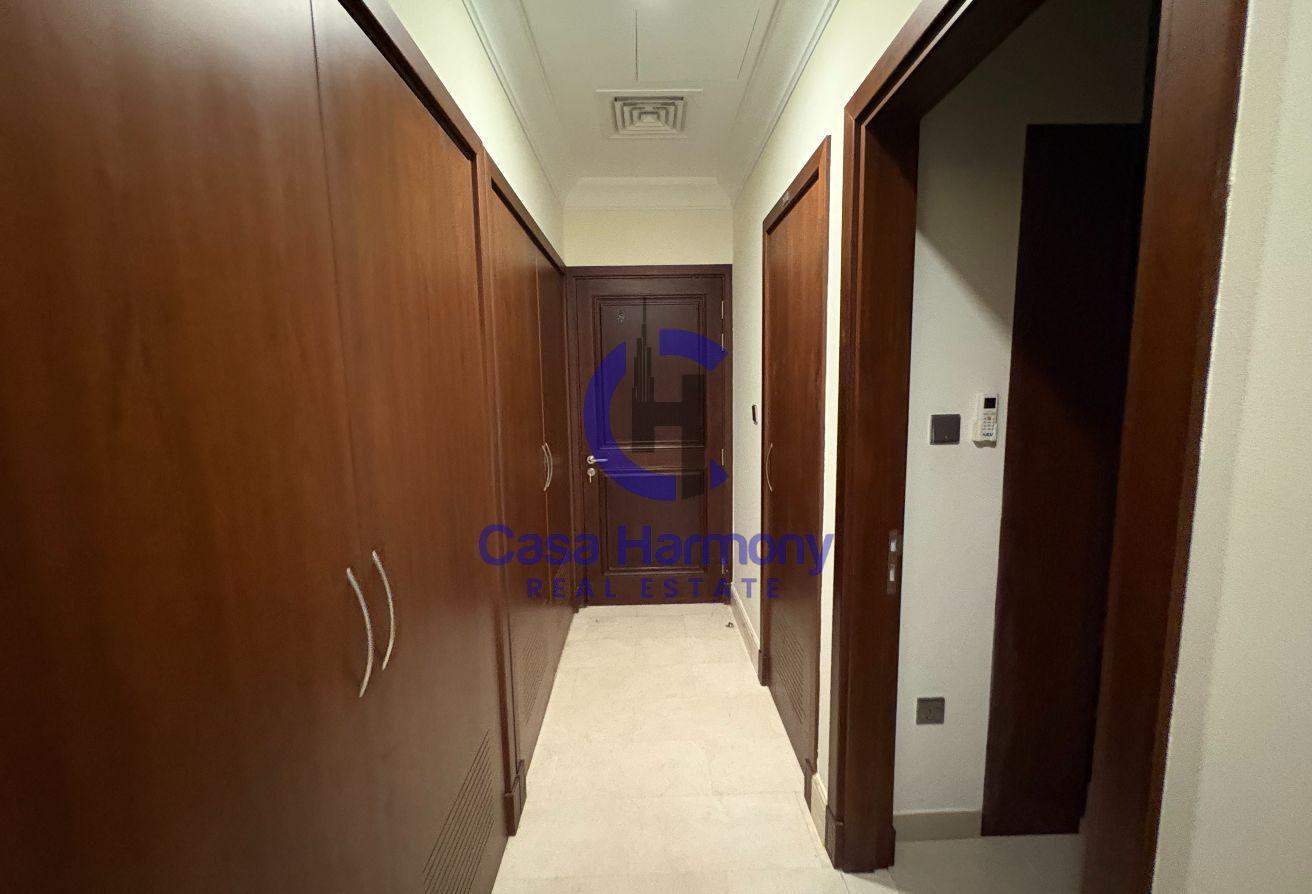 Huge Corner Plot | Single Row | Vacant | 6BR Villa photo 13