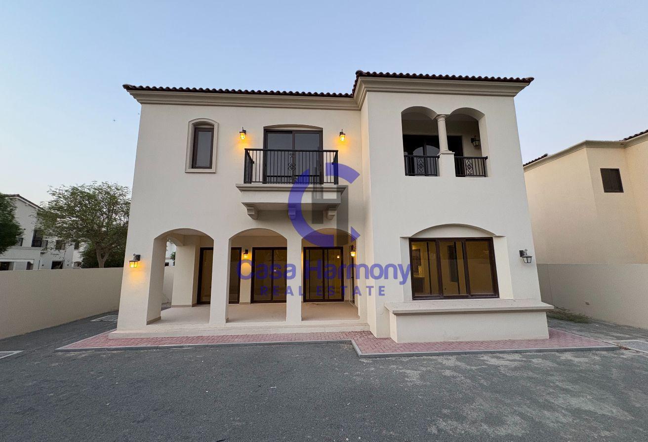 Huge Corner Plot | Single Row | Vacant | 6BR Villa photo 29
