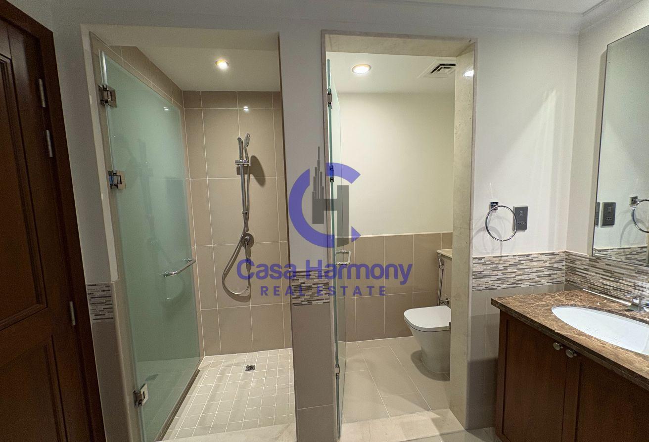 Huge Corner Plot | Single Row | Vacant | 6BR Villa photo 26