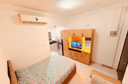 Apartment - Studio - 1 Bathroom for rent in Al Butina 9 Building - Al Butina - Sharjah