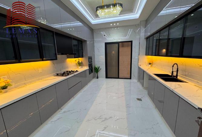 137868683 - Property Image 3