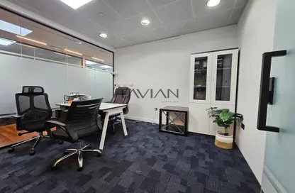 مكتب - استوديو - 6 حمامات للايجار في برج الصقر للأعمال - شارع الشيخ زايد - دبي