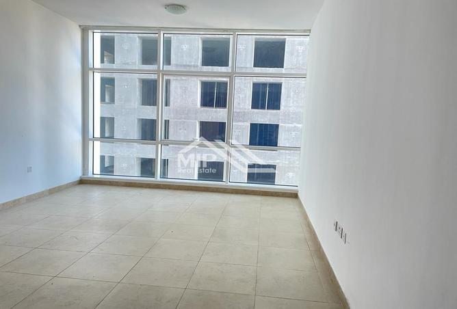 64406300 - Property Image 3