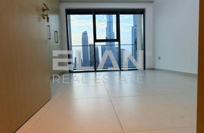 Apartment - 2 - 2 for rent in Burj Royale - Downtown Dubai - Dubai