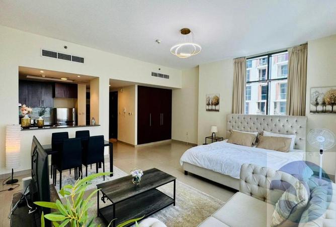 2OkFANQt6SO - Property Main Image