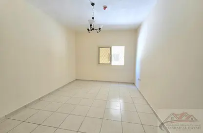Apartment - 1 Bedroom - 2 Bathrooms for rent in Muwaileh 29 Building - Muwaileh - Sharjah